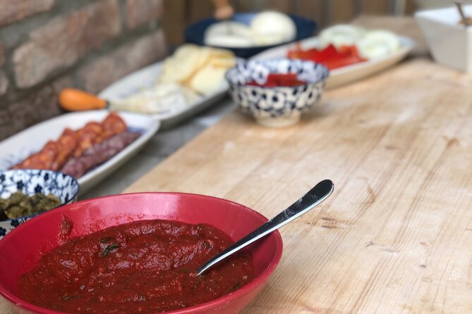2-Hour Guided Family Pasta or Pizza Cooking Class in Acqui Terme - Choosing Between Pasta and Pizza