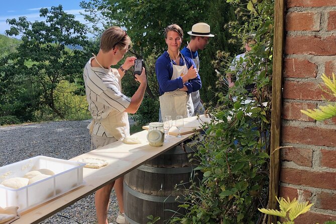 2-Hour Guided Family Pasta or Pizza Cooking Class in Acqui Terme - Who Will Enjoy This Most?