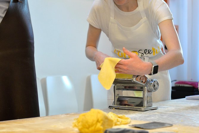 Alghero Home Cooking Pasta Class at a Farmhouse with Wine - From worktable to farmhouse lunch