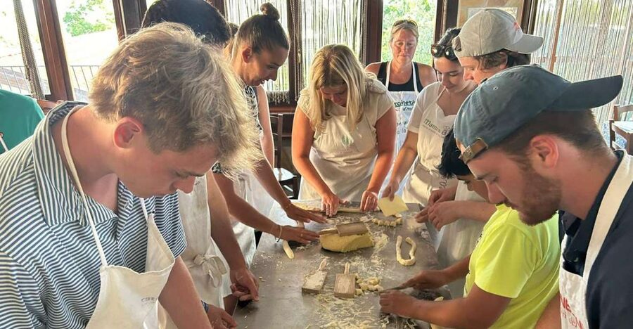Amalfi Cooking class: tagliatelle, mozzarella and tiramisù - Booking details worth checking