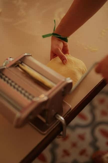 Amalfi: Tagliatelle, Mozzarella & Tiramisù Cooking Workshop - Sitting down for a farm-made meal