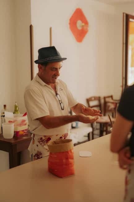 Amalfi: Tagliatelle, Mozzarella & Tiramisù Cooking Workshop - The best parts, and the limits