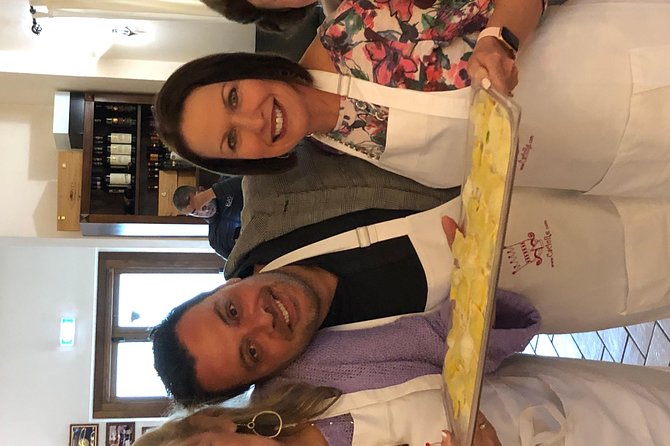 Amazing Pizza and Pasta Class at Savio’s kitchen cooking school - Who gets the most from this class
