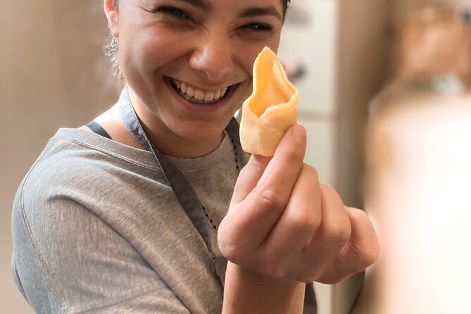 Authentic Bologna Home Cooking Class: Tagliatelle & Tortellini - The home setting, charm and limits