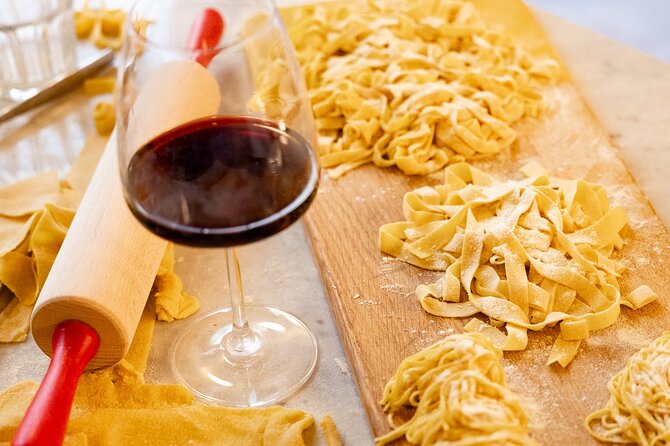 Authentic Pasta and Tiramisu with Unlimited Wine in Florence - Unlimited Wine and the Value of the Meal
