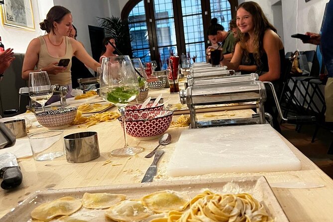 Authentic Pasta Making Class in Florence with a Local Chef - Why the 15-person limit matters