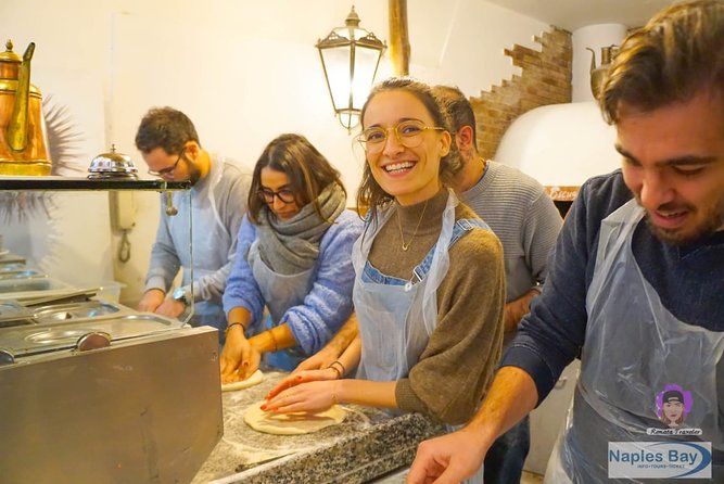 Authentic Pizza Making Class in Naples with Appetizers and Drink - Key points to know before booking