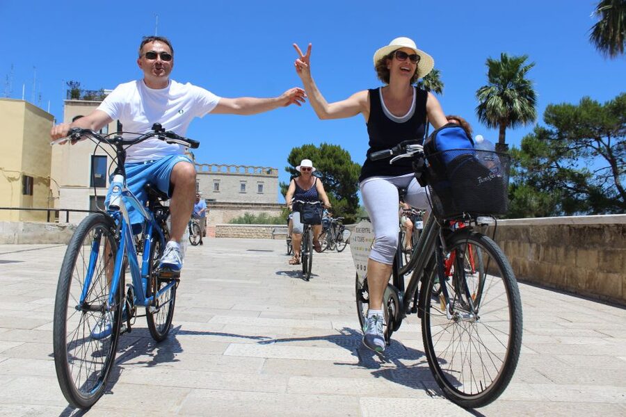 Bari: Bike Tour & Pasta Making Experience - What the short pasta stop gives you