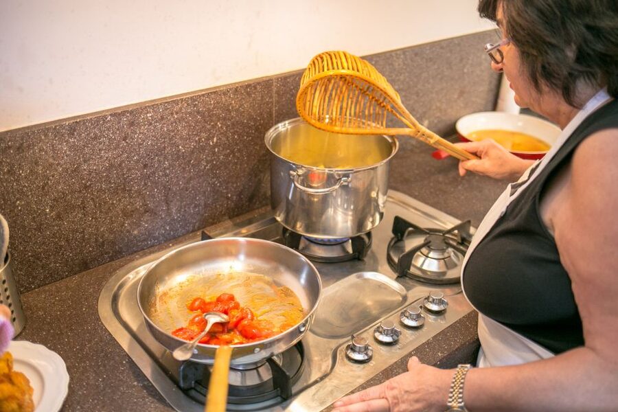 Bari: Pasta & Tiramisu Cooking Class at a Local's Home - Who will enjoy this class most
