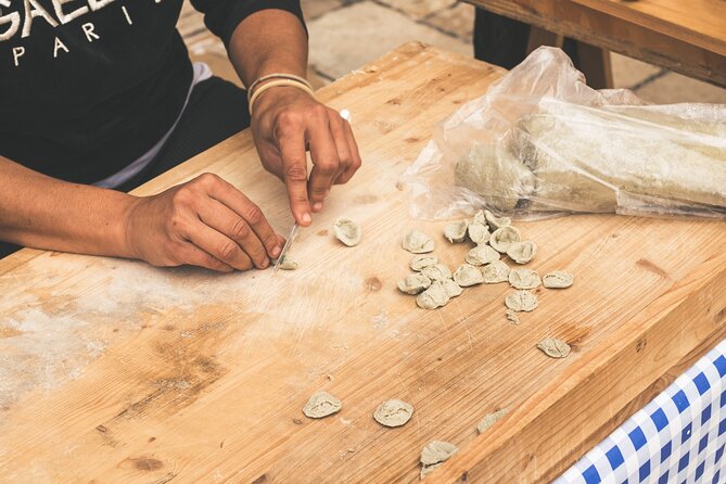 Bari Walking Tour with Pasta Experience - Learning to make orecchiette with a local host