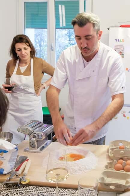 Bologna: 3 Pastas, Tiramisu and Unlimited Wine Tasting - Wine pairing, organic produce, and the value of the meal
