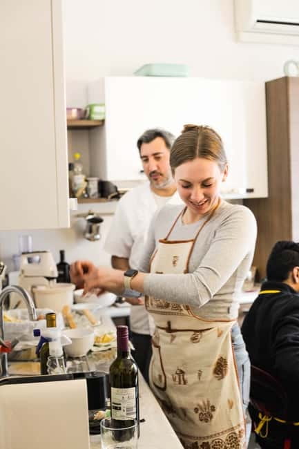 Bologna: 3 Pastas, Tiramisu and Unlimited Wine Tasting - Location, timing, and what to plan for