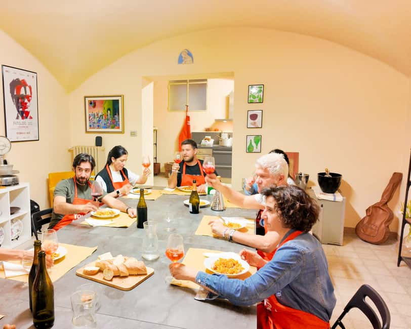 Bologna: Pasta Cooking Class, Ragu, Spritz, Wine & Gelato - The social side works especially well