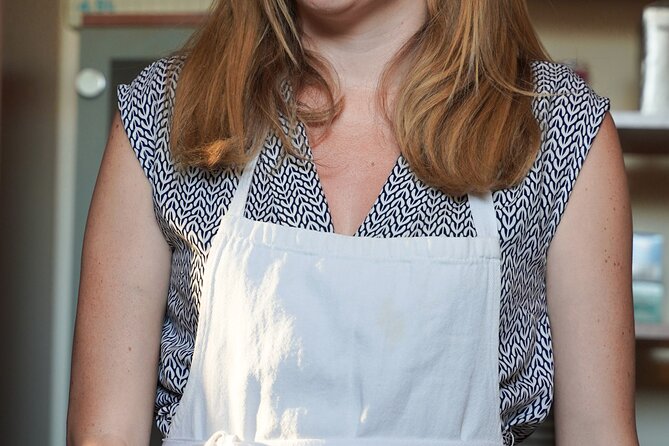 Bologna: Tagliatelle & Ragù Home Cooking Class with wine - Eating three pasta courses with wine