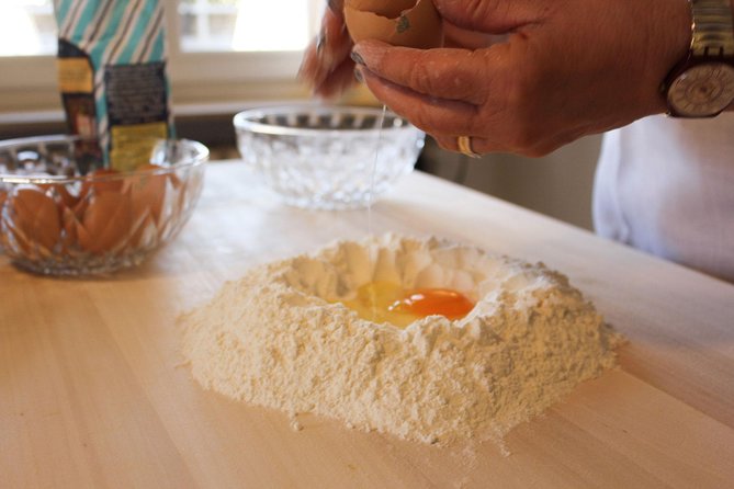 Bolognese Pasta Class in Bologna with a Local Expert, Giovanna C - Crescentine, Tigelle, and Local Wine