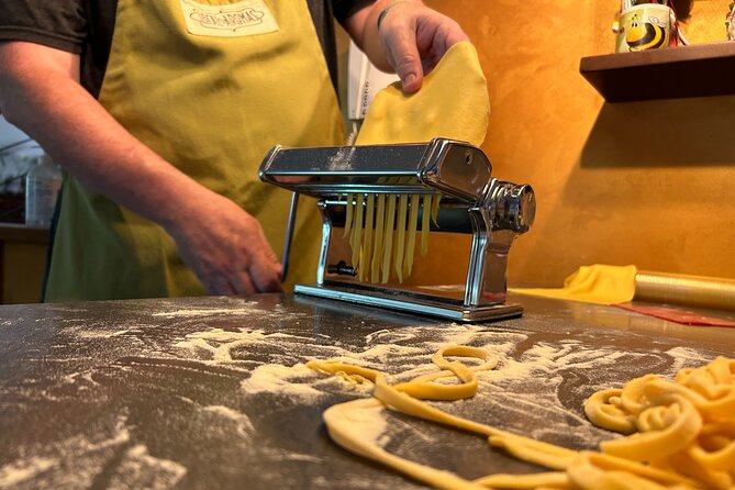 Bruschetta, Fettuccine, Gnocchi, Tiramisu Cooking Class - Making two pasta doughs from scratch