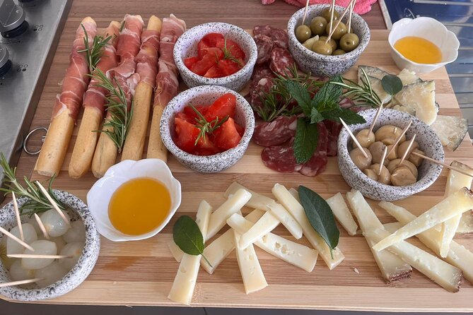Cagliari Cooking Class: Sardinian Ravioli, Wine & Local Flavors - Dessert and homemade Mirto finish the evening