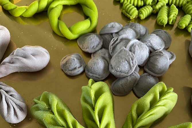Cagliari: Pasta art Cooking Class with 3-Course Dinner - Shaping malloreddus, andarinos, and lorighittas
