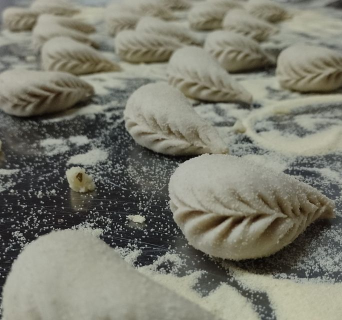Cagliari: Workshop di pasta fresca tradizionale sarda - From filling to dough, the class is hands-on