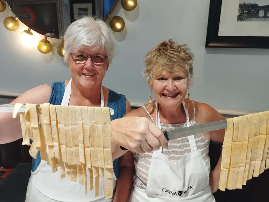 Carbonara & Tiramisu Class with Wine & Prosecco - How the small group changes the experience