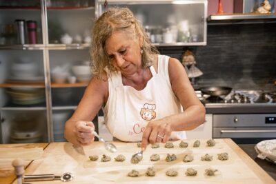 Cesarine: Fresh Pasta Class & Meal at Local’s Home in Lucca