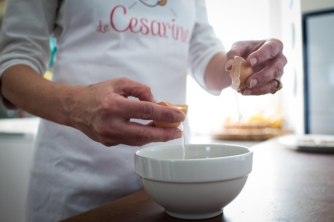 Cesarine: Small group Pasta and Tiramisu class in Lake Maggiore - Rolling pasta dough with Gabriella