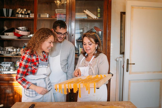 Cesarine: Small group Pasta and Tiramisu class in Modena - Why the home setting matters