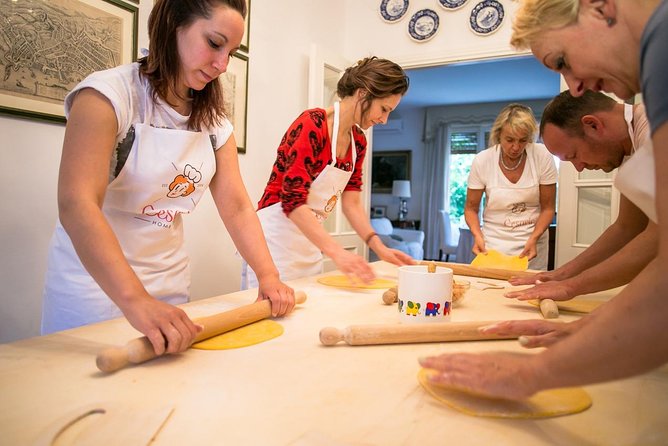 Cesarine: Small group Pasta and Tiramisu class in Treviso - The aperitivo sets a relaxed pace