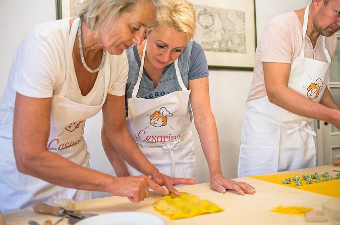 Cesarine: Small group Pasta and Tiramisu class in Treviso - Practical details before you book