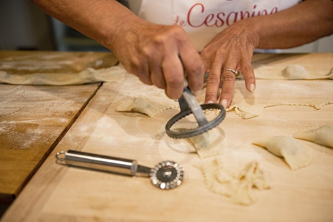 Cesarine: Small group Pasta and Tiramisu with Mamma in Lucca - The value of meeting a local cook