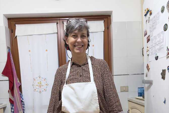 Civitavecchia Private Cooking Course to Make Pasta - Sharing the Meal With Graziella and Giovanni
