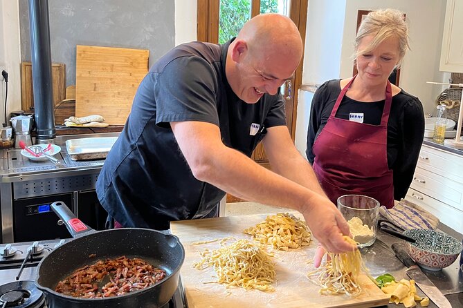 Como cooking class - Pasta and Tiramisu - Eating what you prepare together
