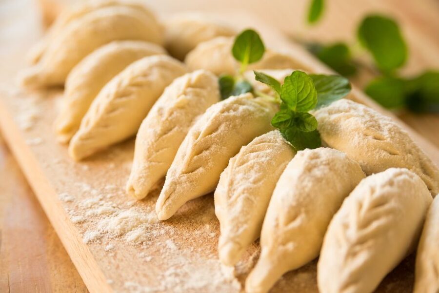 Como: Pasta and Tiramisu Class at a Local's Home - Starting with aperitivo, prosecco, and conversation