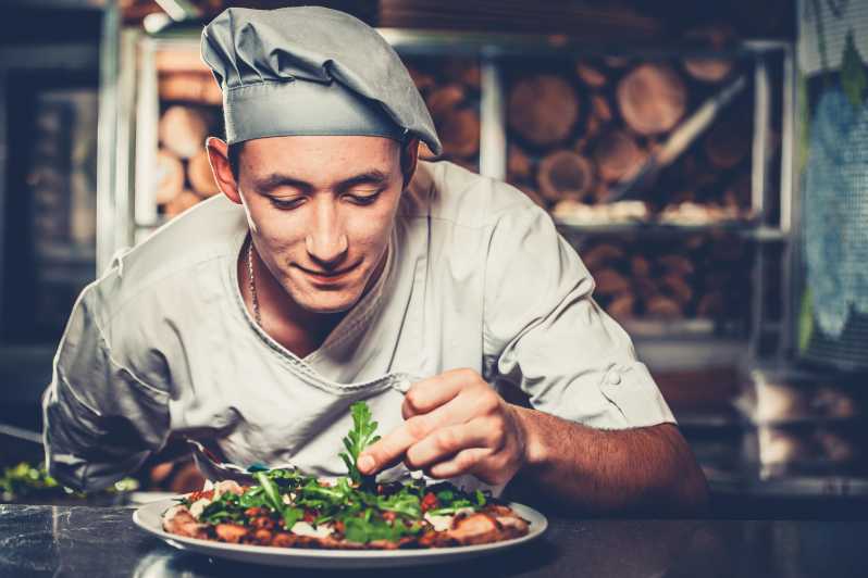Como: Premium Pizza-Making Class at a Pizzeria - What the $112.15 price really covers