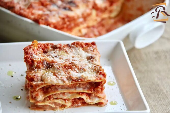 Cooking Class for Pasta Lovers in Florence Country House - What makes the host’s approach work