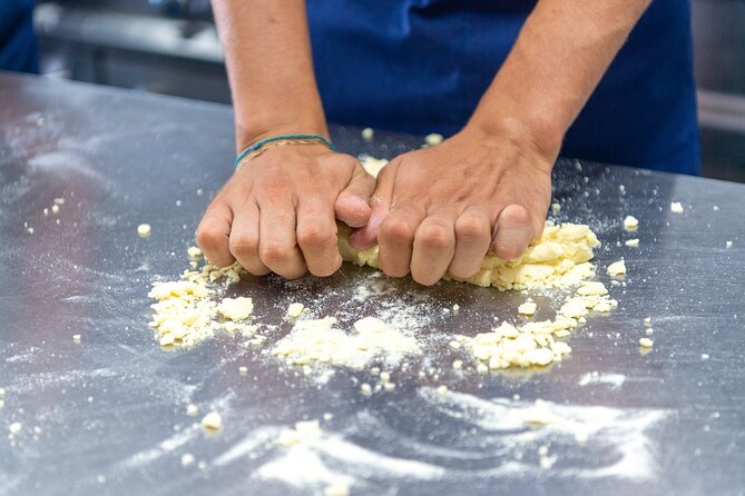 Cooking class: Pasta & Tiramisù with lunch in Amalfi Coast! - Who should book this class?