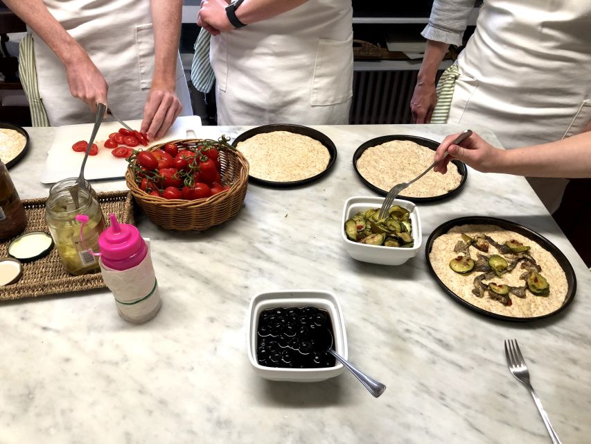 Cortona: Pasta and Pizza Cooking Class - A Garden Break Above the Valdichiana Valley