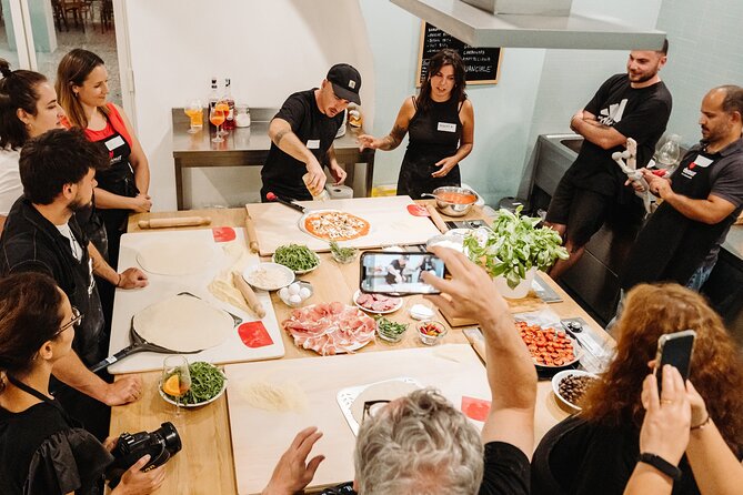 Devour Rome Wine & Pizza Making Class in Trastevere Neighborhood - Why the group size matters in a pizza class