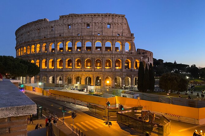 Exclusive Rome - GolfCart Night Tour with Pasta or Pizza & Gelato - The Colosseum After Sunset
