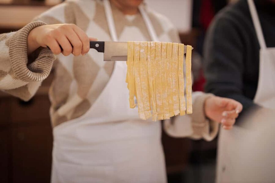 Fettuccine Pasta Cooking Class in Rome City Center - Should you book it?