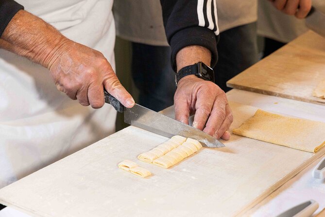 Fettuccine Ravioli and Tiramisu Cooking Class in Rome - Final call: book it for the hands-on memory
