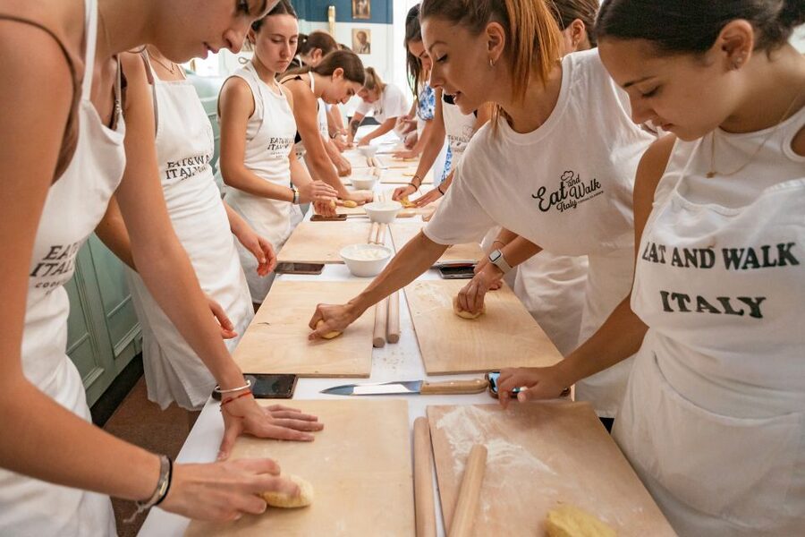 Fettuccine & Tiramisù: Cooking Class with Wine & Limoncello - The Chefs Make the Difference