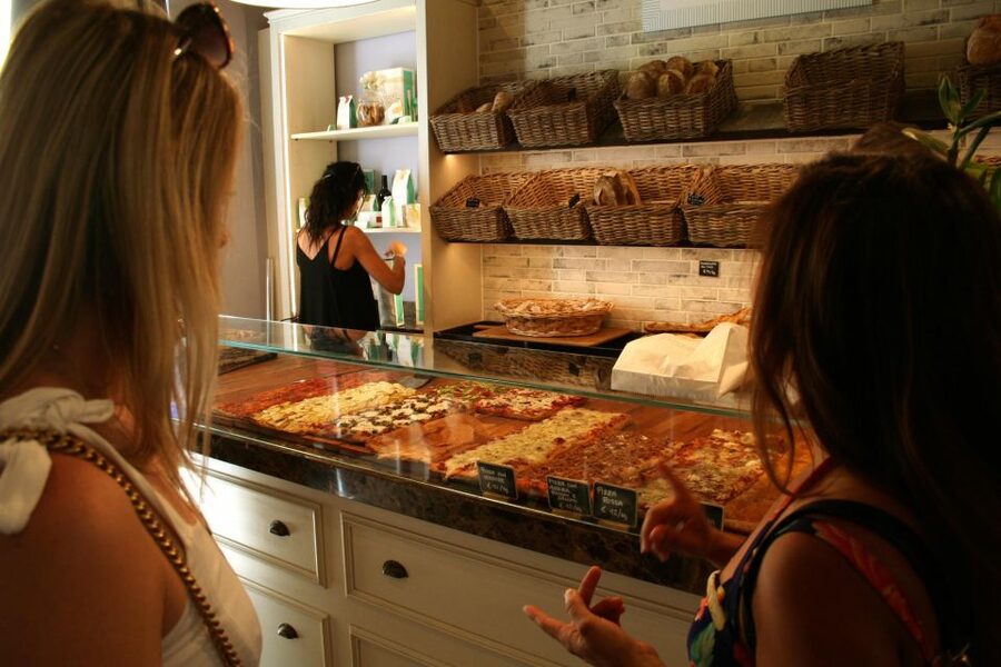 Florence:Dolce Vita by Day Market Tour & Pasta Making Class - Key details at a glance