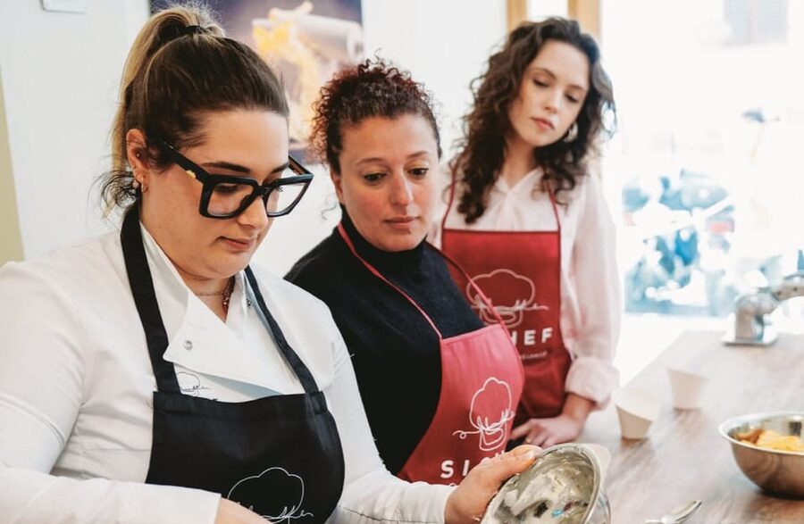 Florence: Fresh Pasta and Tiramisu Cooking Class - Making fresh pasta by hand