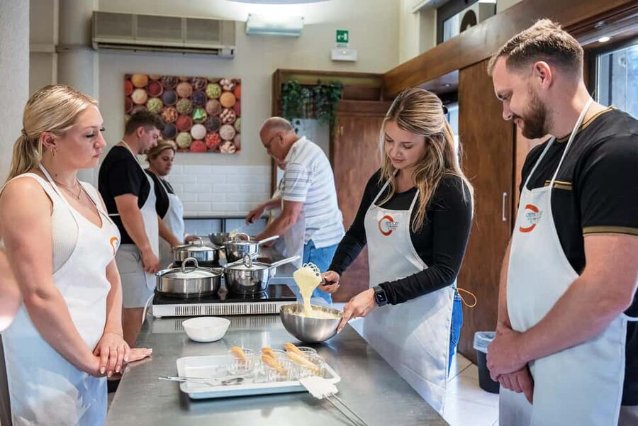 Florence: Handmade Pasta & Dessert Class with Unlimited Wine - Choosing lunch, dinner, or the full-day option