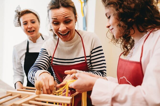 Florence: Pasta Cooking Class with Unlimited Wine - What goes into the three sauces