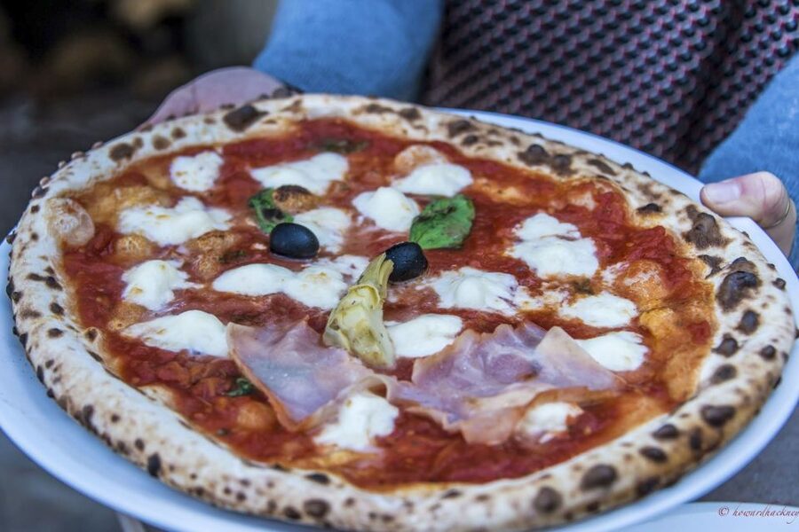 Florence: Pizza or Pasta Class with Gelato at a Tuscan Farm - Sitting Down to Eat What You Made