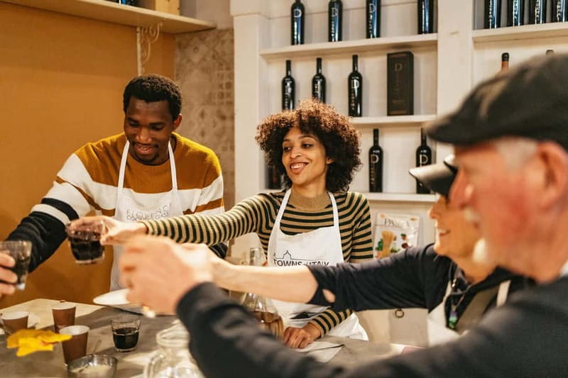 Florence: Premium Pasta and Gelato Cooking Class - Key points at a glance