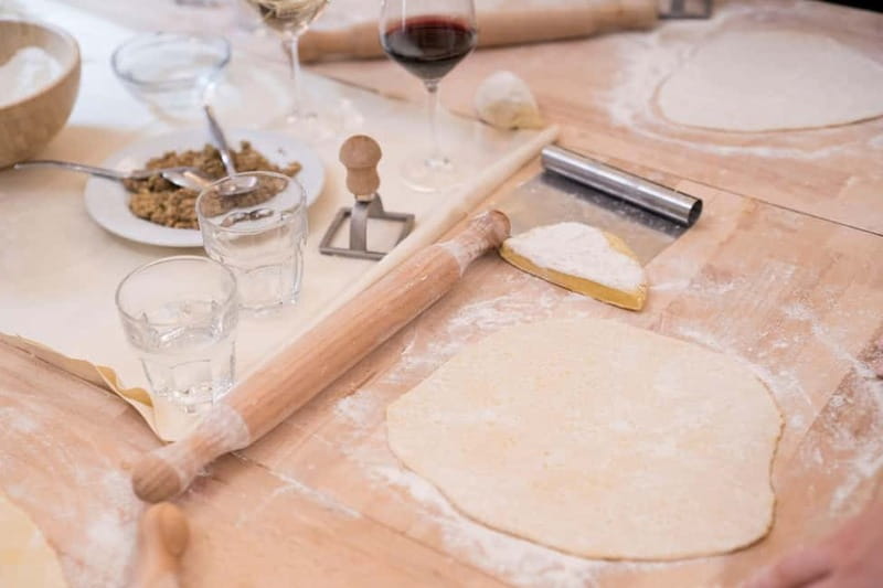 Florence: Premium Pasta Cooking Class with Tiramisu & Wine - Key points at a glance