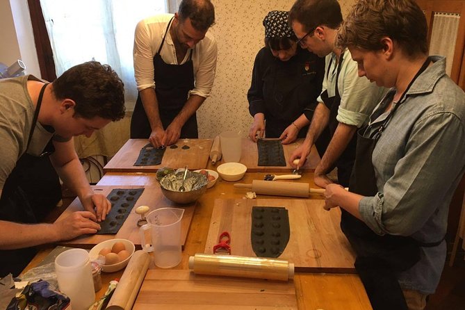 Florence Small-Group Pasta Class with Seasonal Ingredients - Key points to know before booking